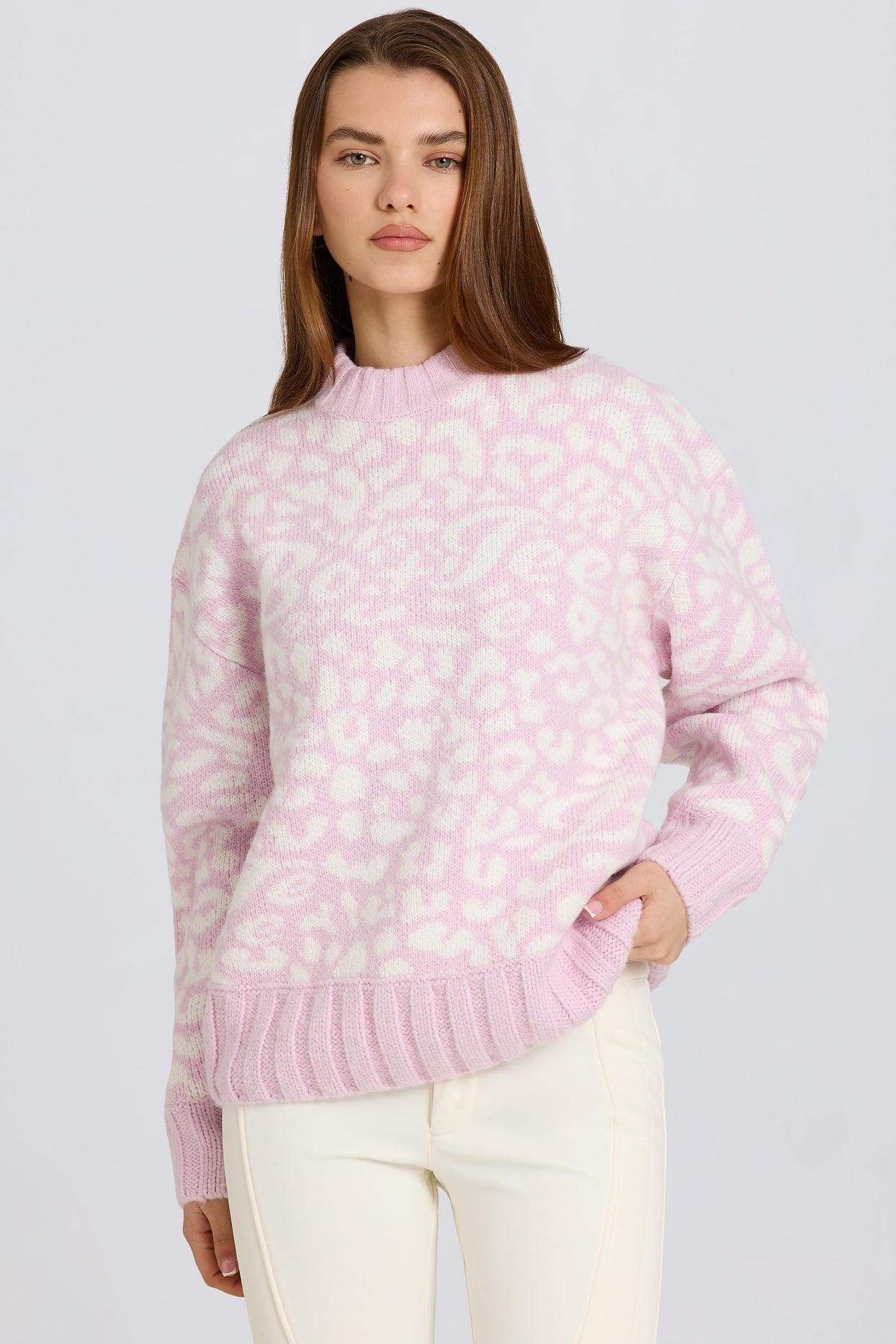 Jacquard-Knit Oversized Jumper in Pink - 6