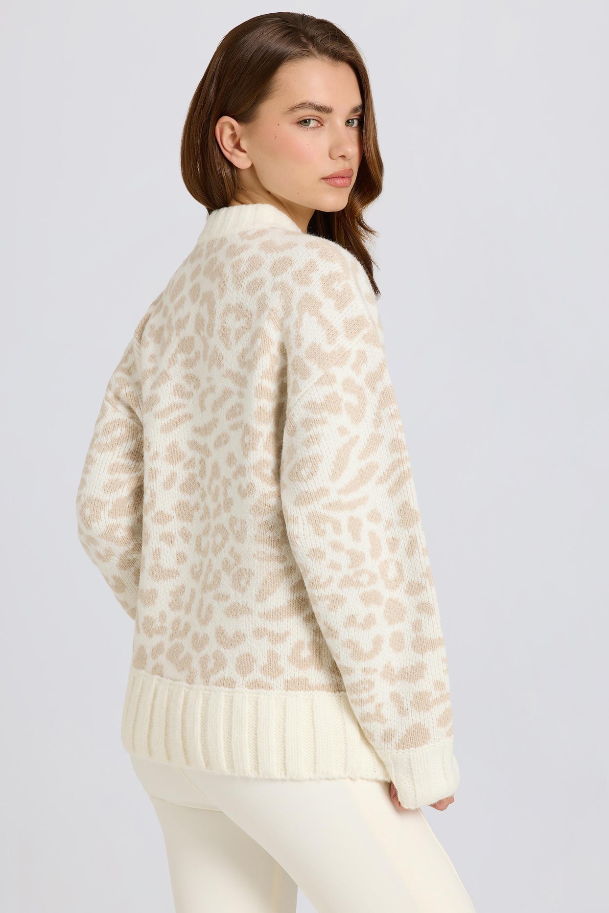 Jacquard-Knit Oversized Jumper in Ice - 7