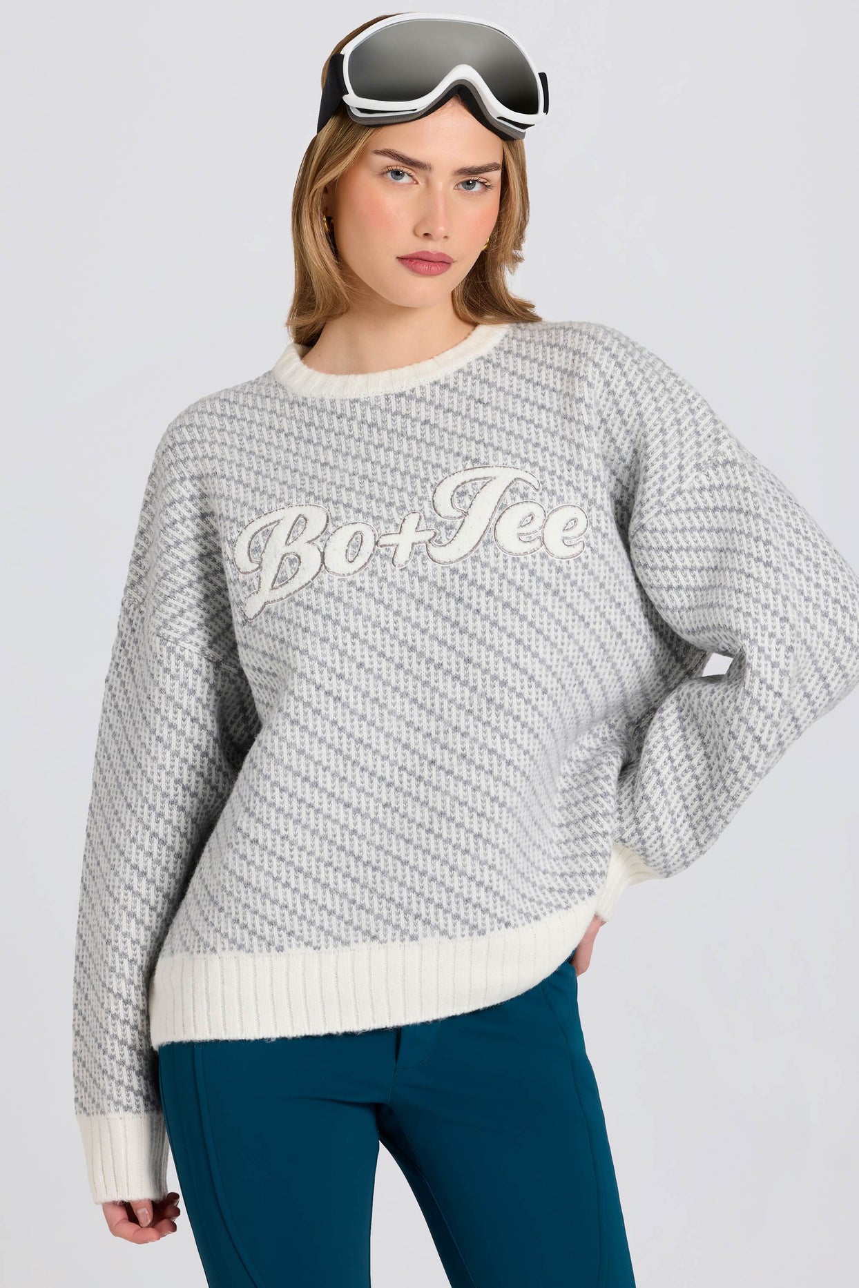 Knit Logo Oversized Jumper in Ice - 3