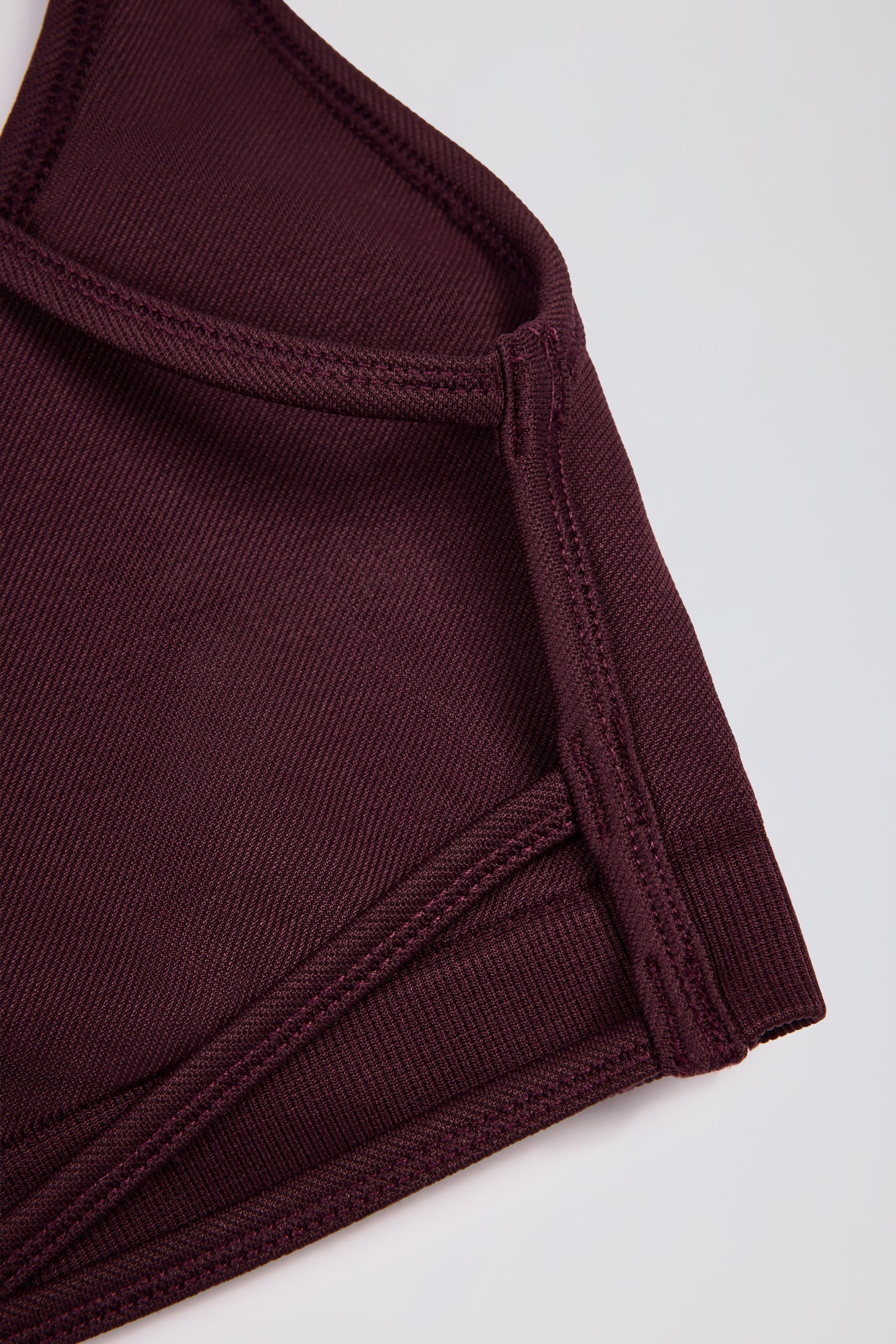 Super Sculpt Seamless Backless Sports Bra in Burgundy - 4