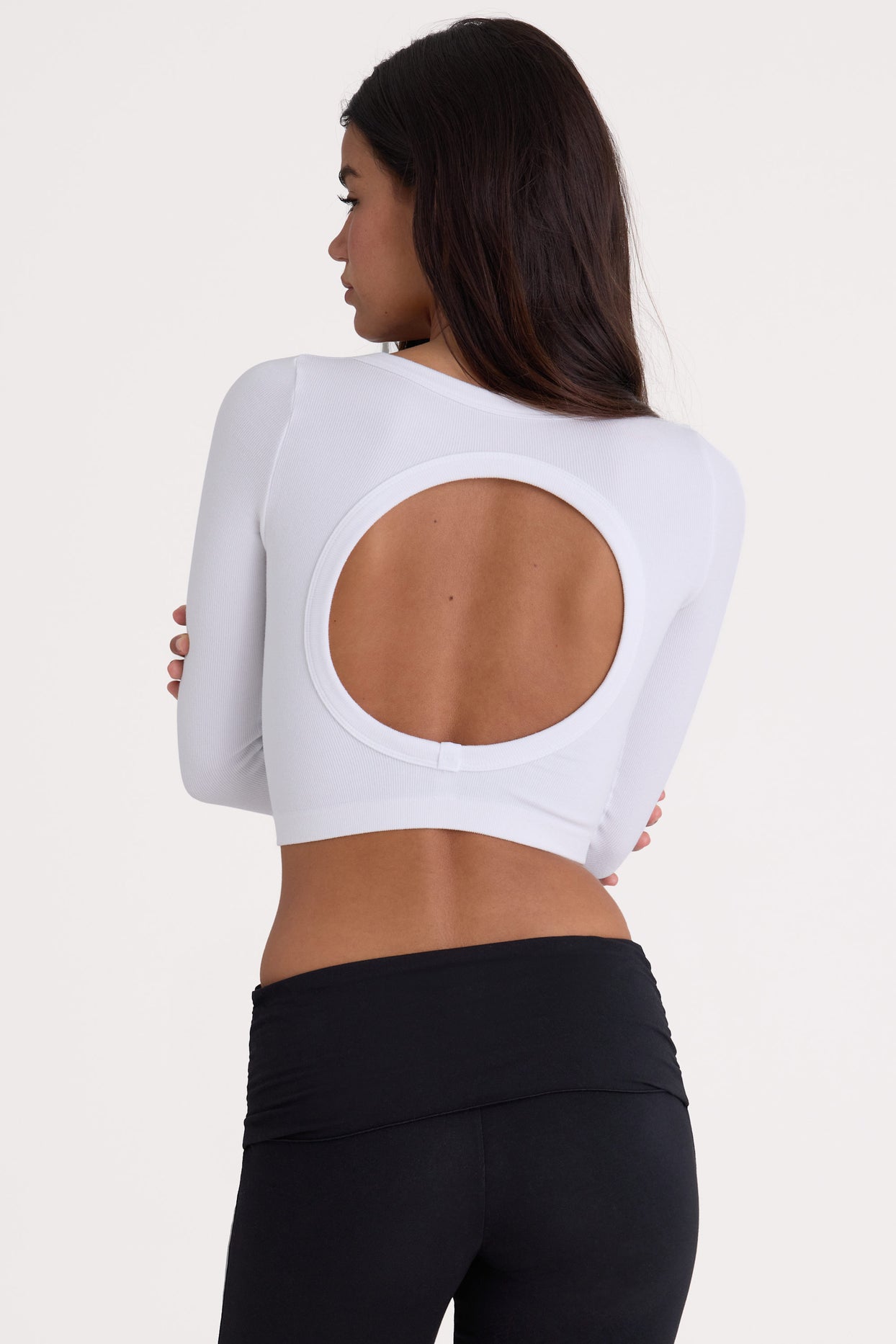 Seamless Soft Rib Cut-Out Crop Top in White - 2