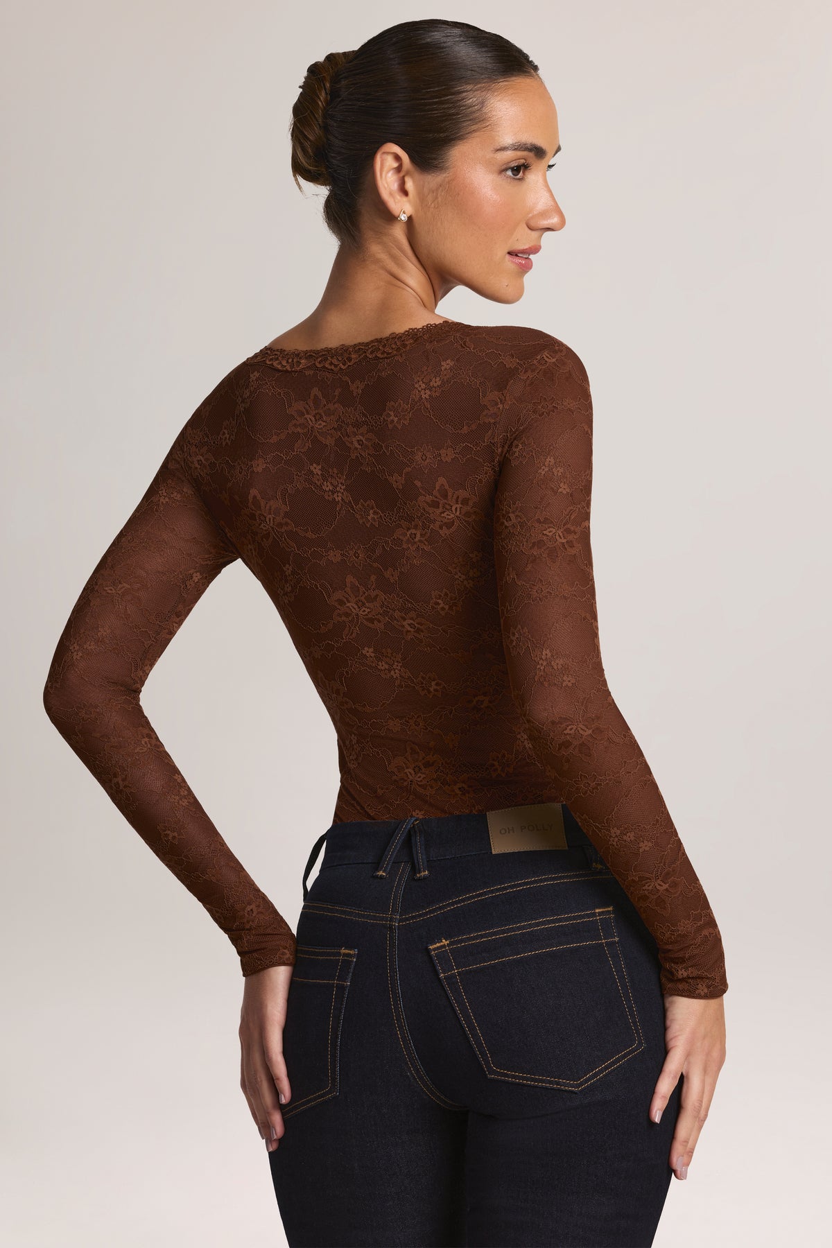 Lace Long-Sleeve Bodysuit in Cocoa Brown