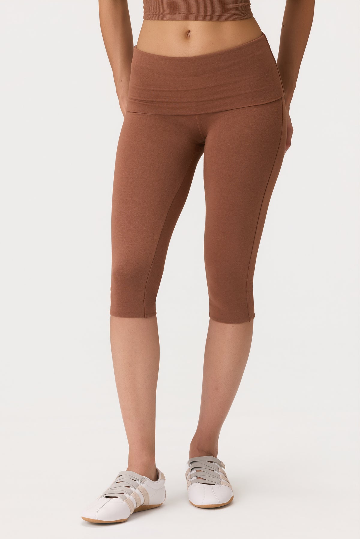 ButterCloud™ Capri Leggings in Cocoa - 2