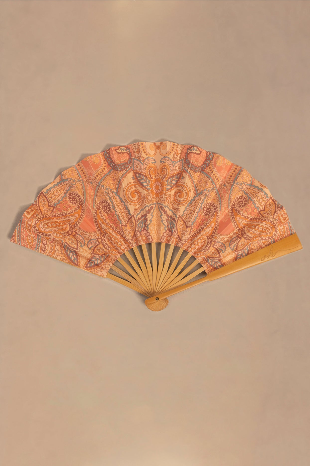 Folding Hand Fan in Paisley Print - 1
