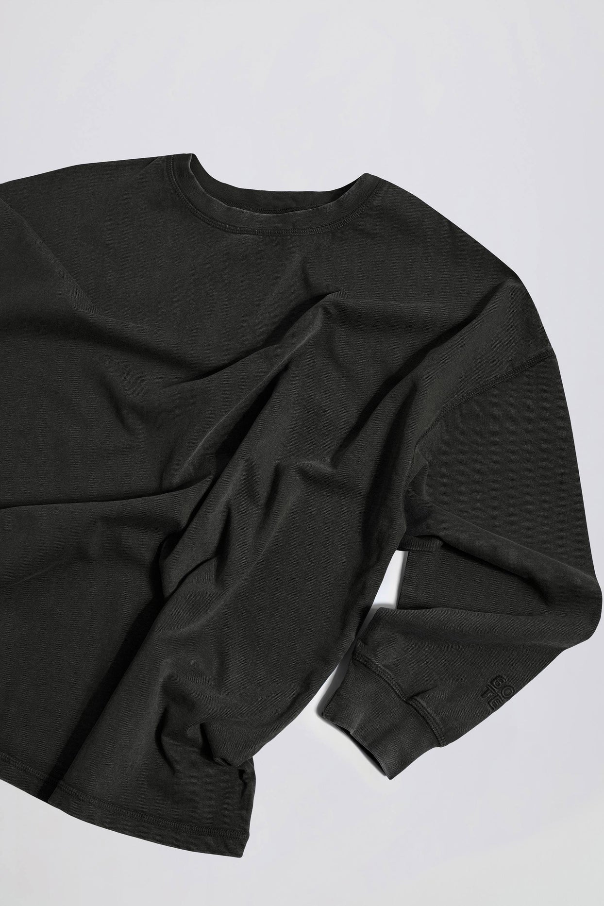 Acid Wash Long-Sleeve Oversized T-Shirt in Ash - 6