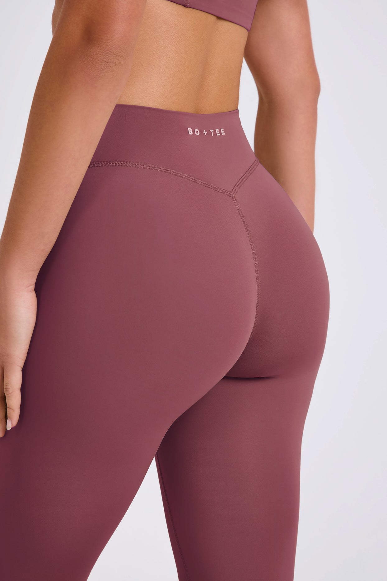 High-Waist Leggings in Acai - 5