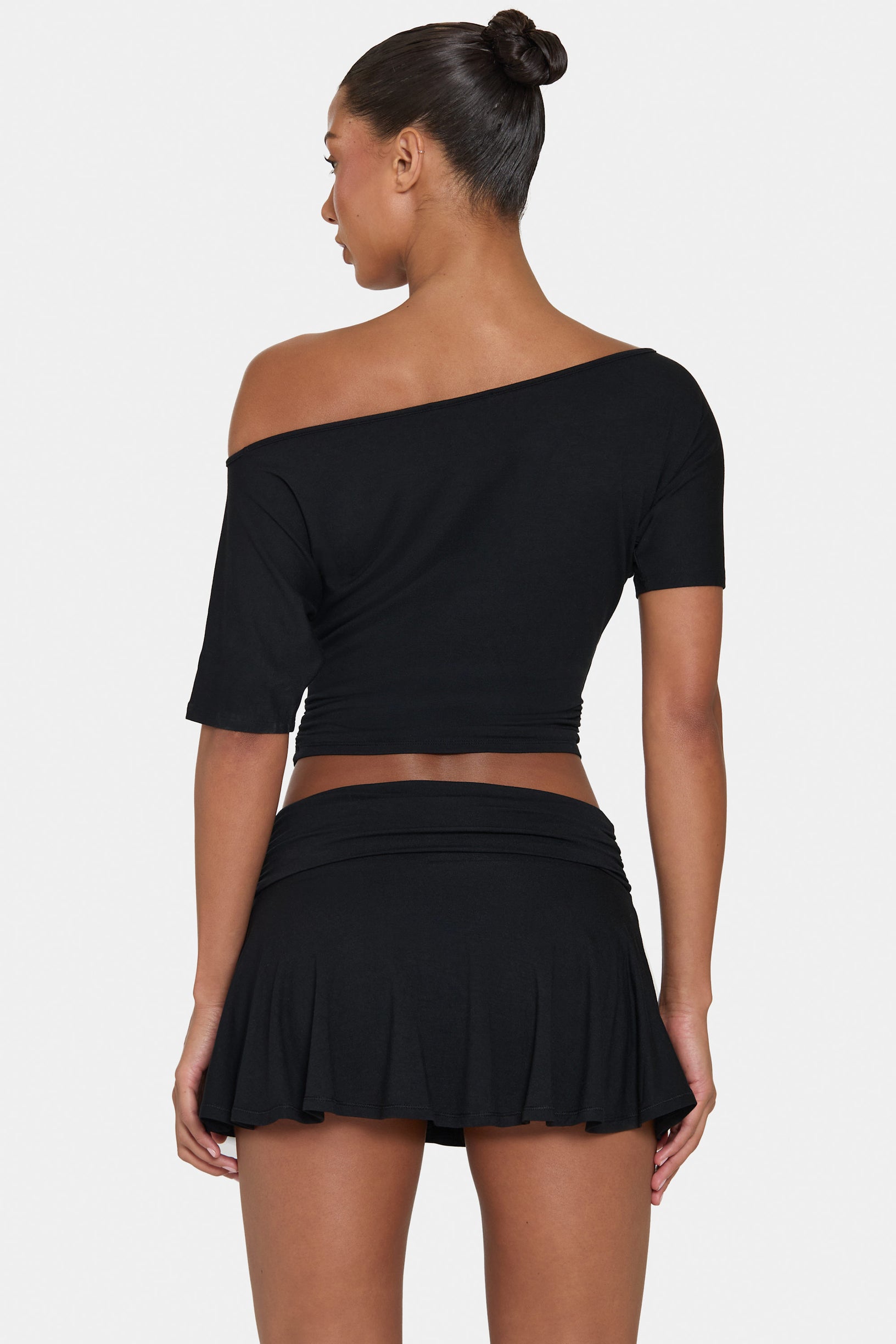 ButterCloud™ T-Shirt in Black - 2