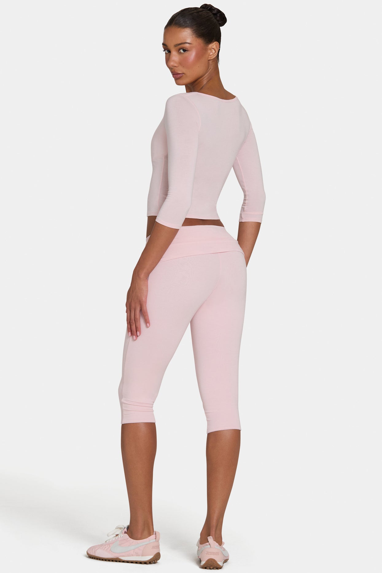 ButterCloud™ Capri Leggings in Blush - 2