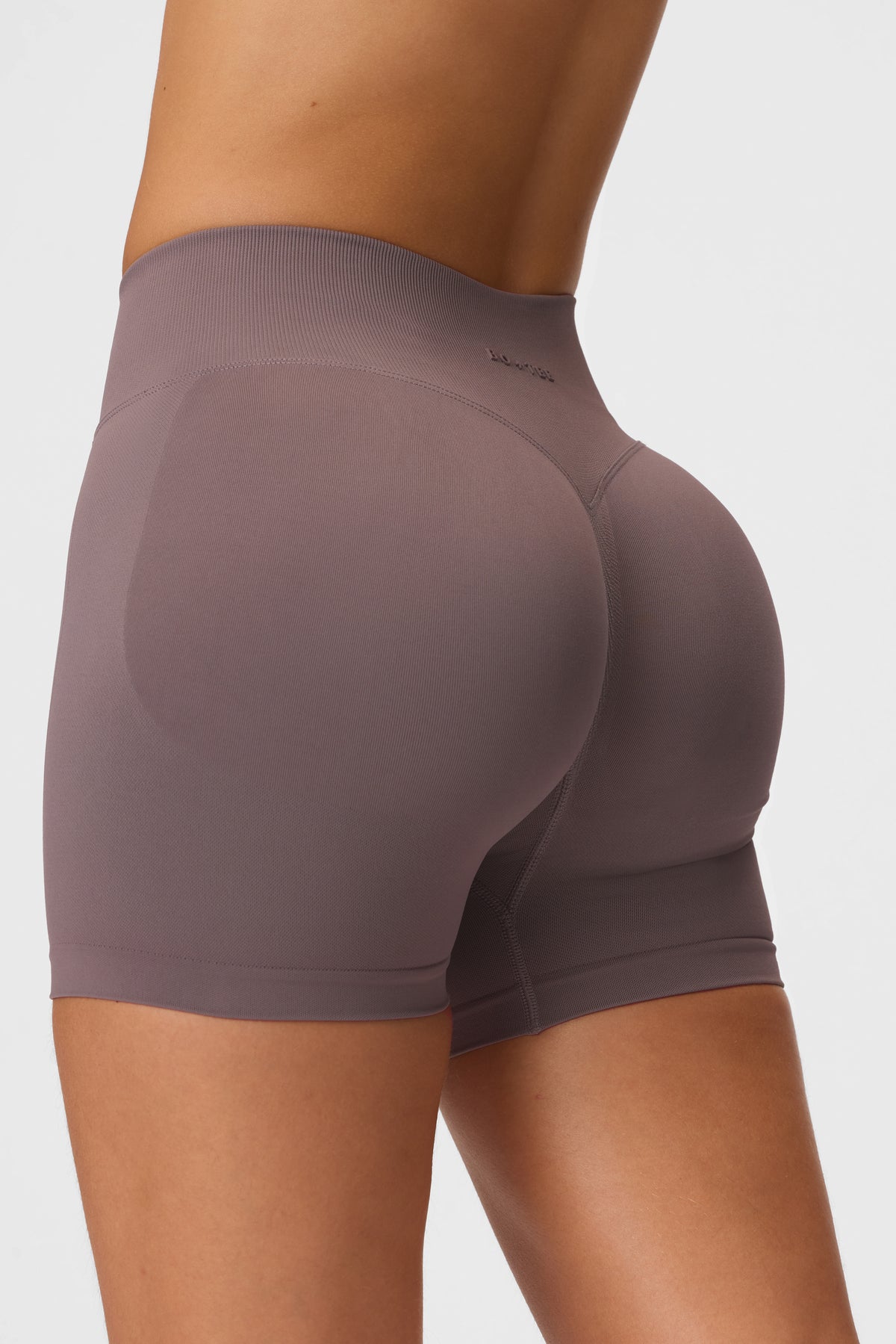 Seamless Shorts in Stone