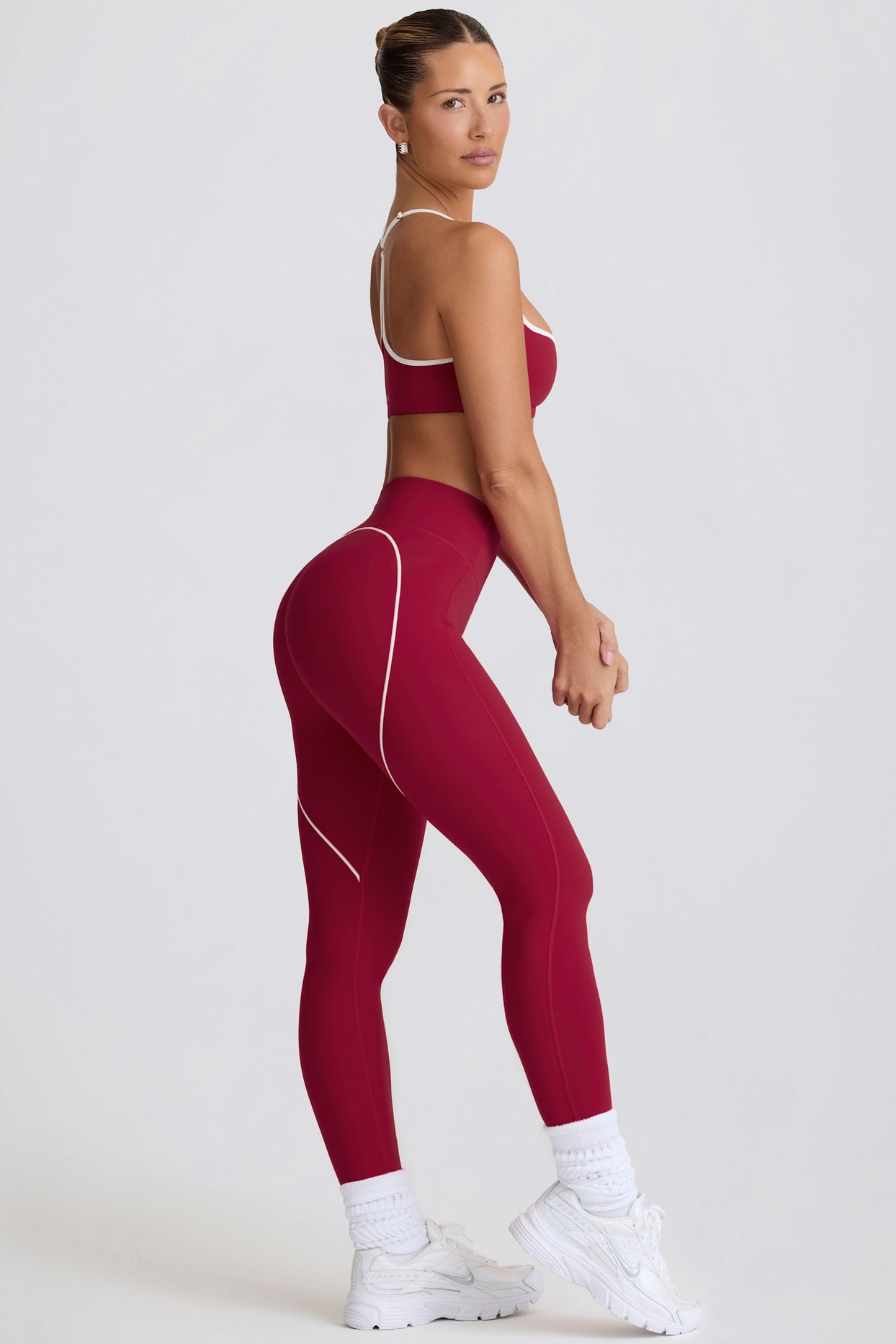 Soft Active Mid-Rise Leggings in Cherry - 3