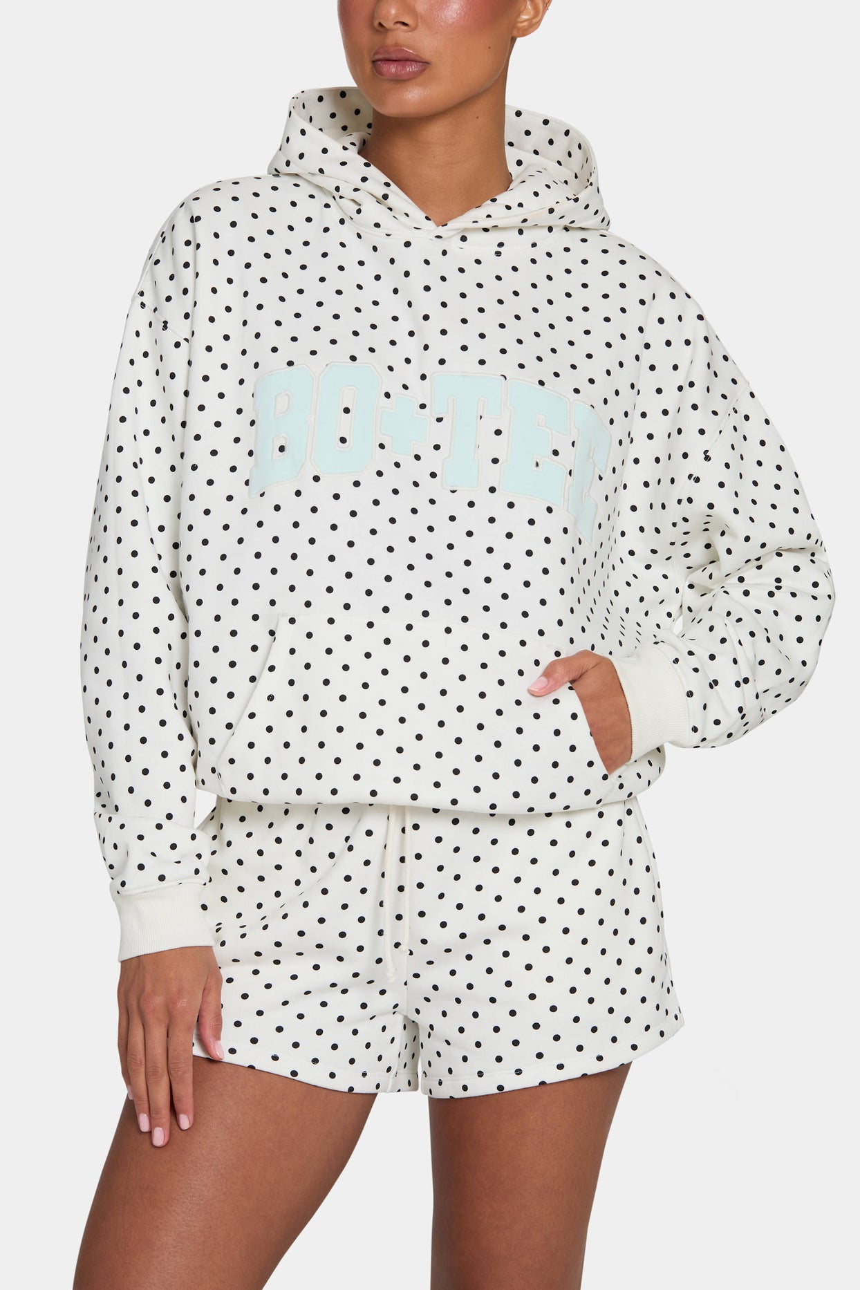 Sweat Shorts in Coconut Polka Dot - 4