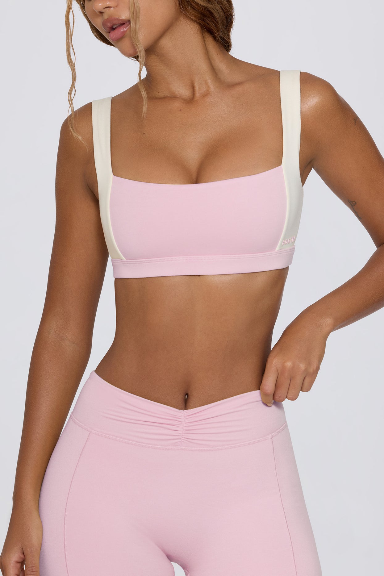 Contrast Sports Bra in Bloom - 4