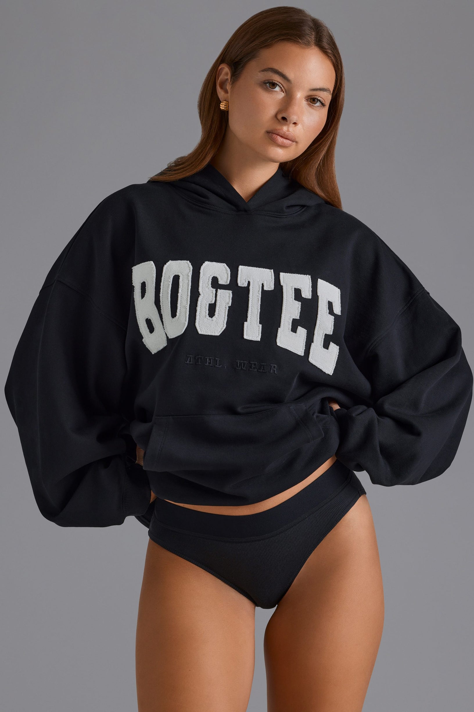 Cotton Fleece Appliqué Oversized Hoodie in Black - 1