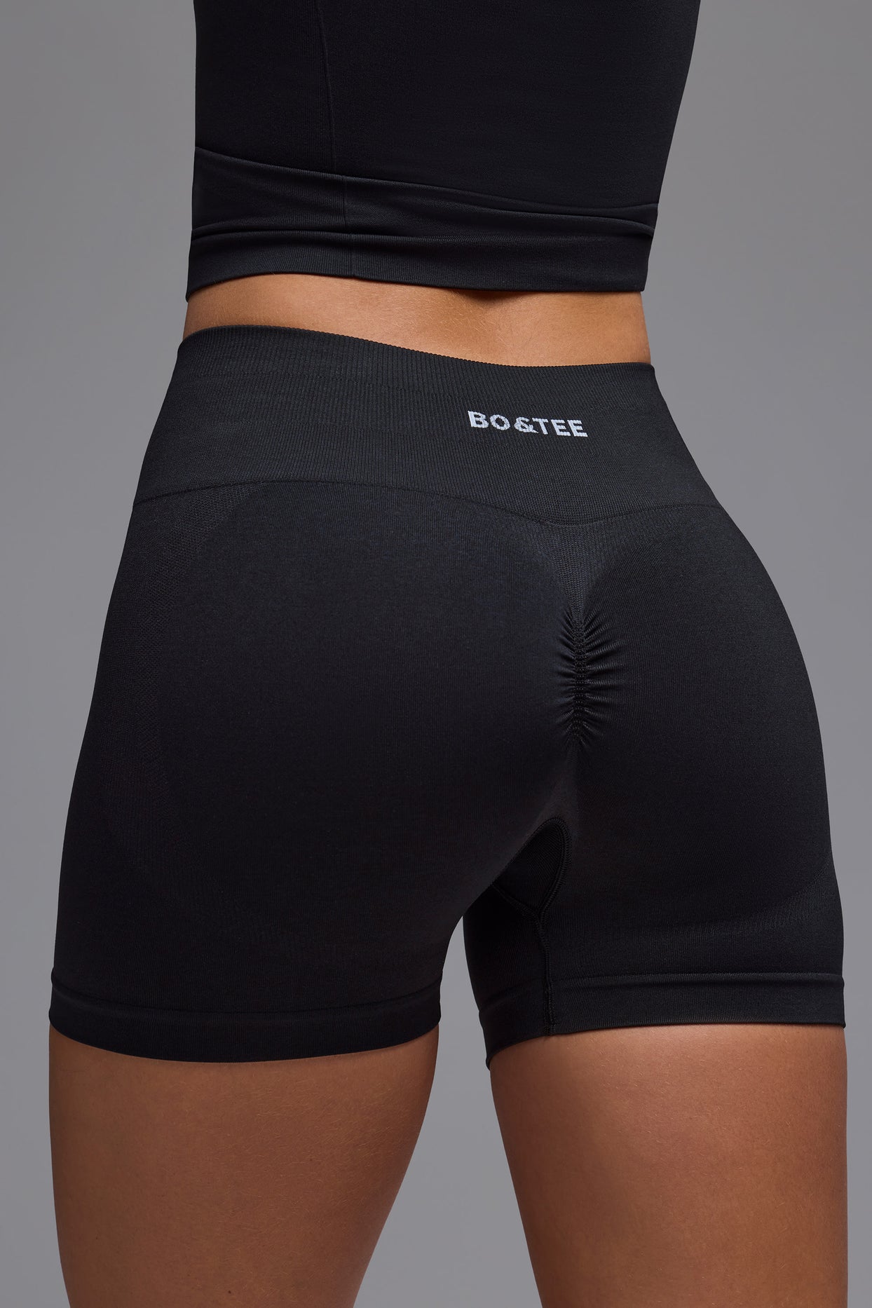 Define Luxe High-Waist Mini Shorts in Black - 4