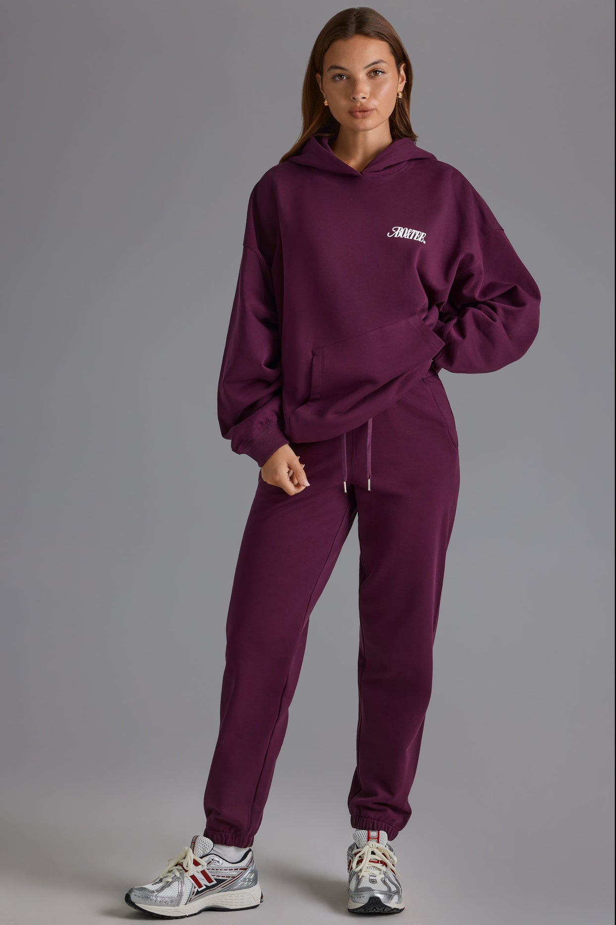 Soft Cotton Jersey Relaxed Mid-Rise Joggers in Grape - 6