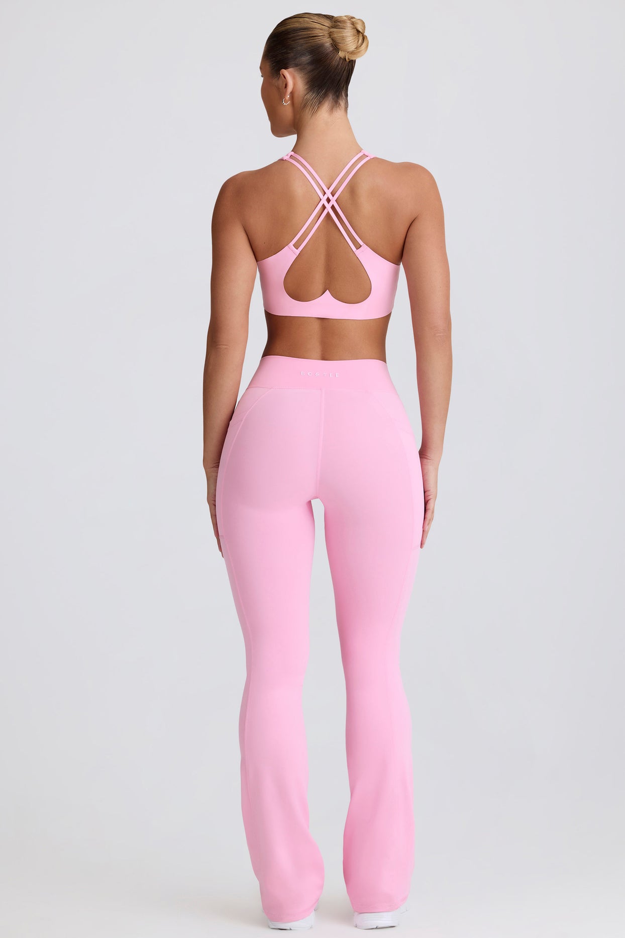 Soft Active V-Waist Pocket Flared Leggings in Baby Pink - 2