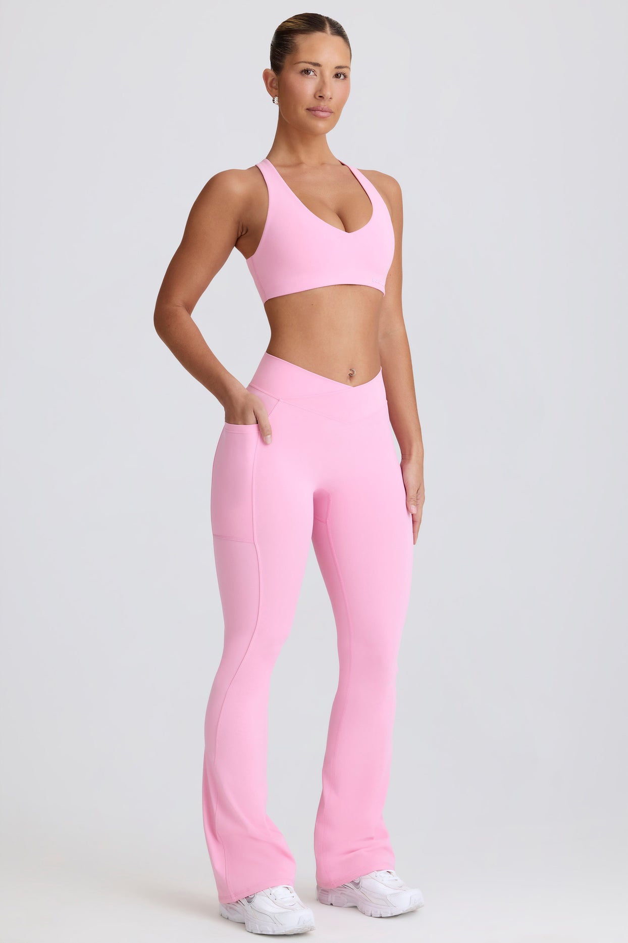 Soft Active V-Waist Pocket Flared Leggings in Baby Pink - 3