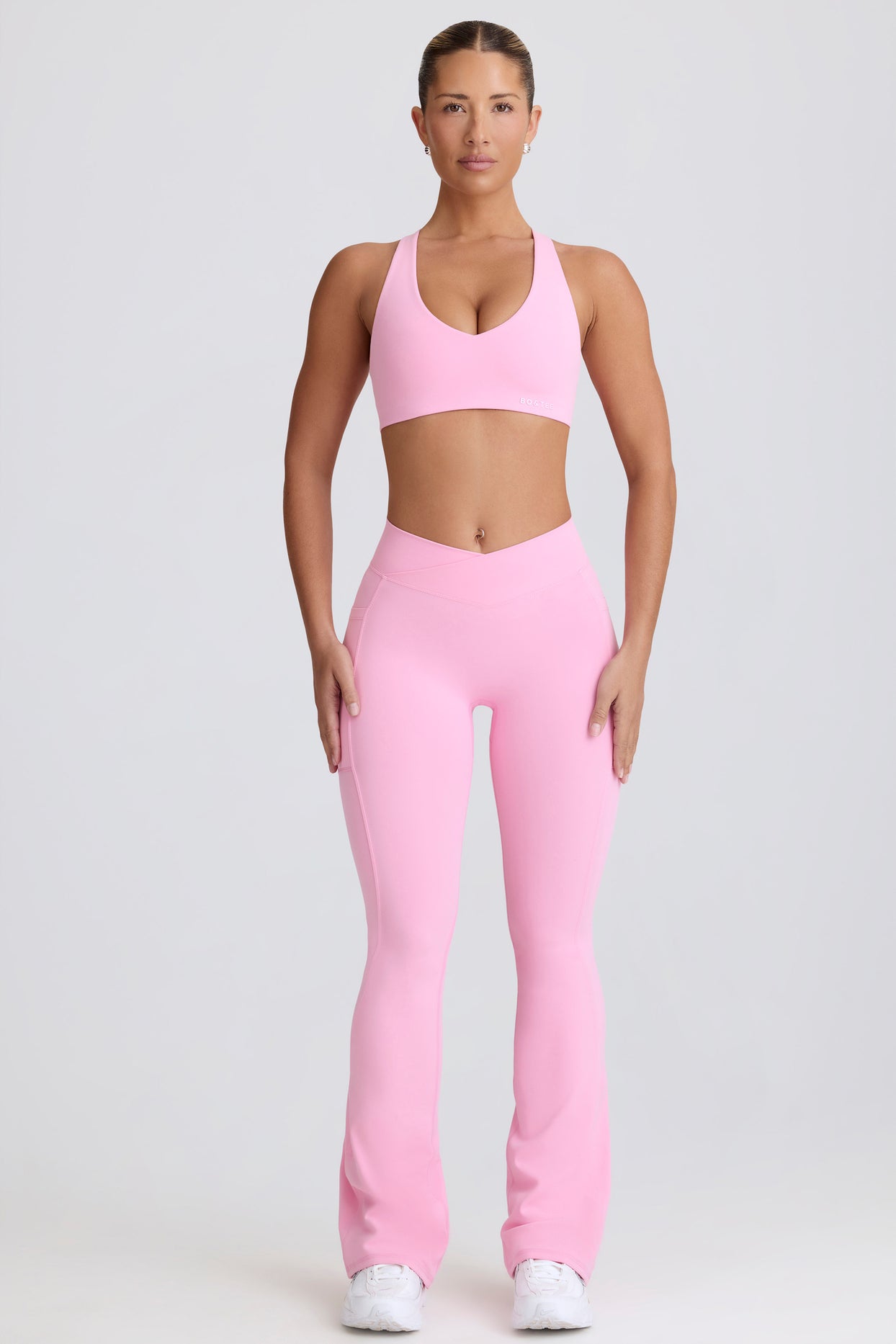 Soft Active V-Waist Pocket Flared Leggings in Baby Pink - 7