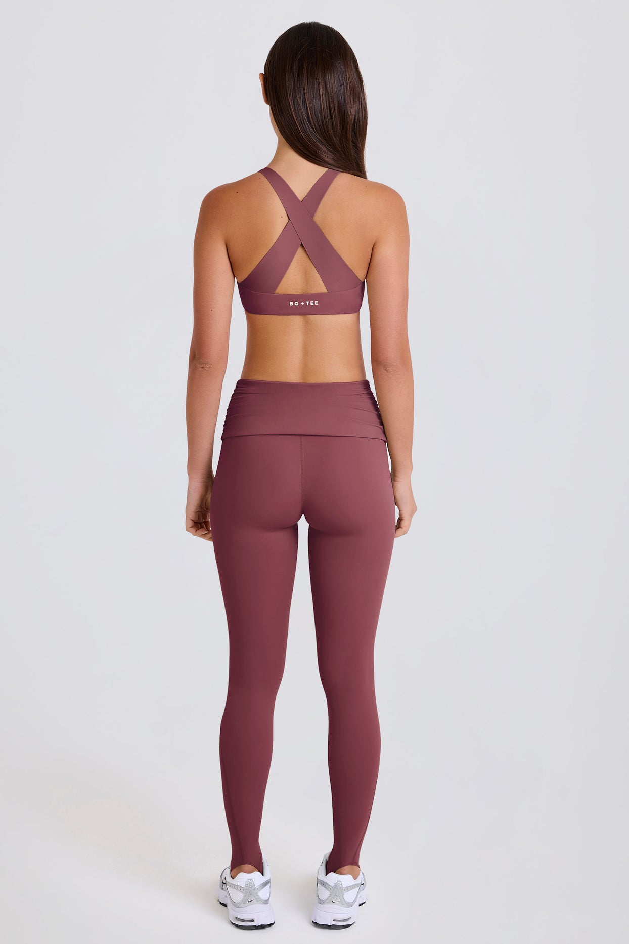Foldover Mid-Rise Stirrup Leggings in Acai - 4
