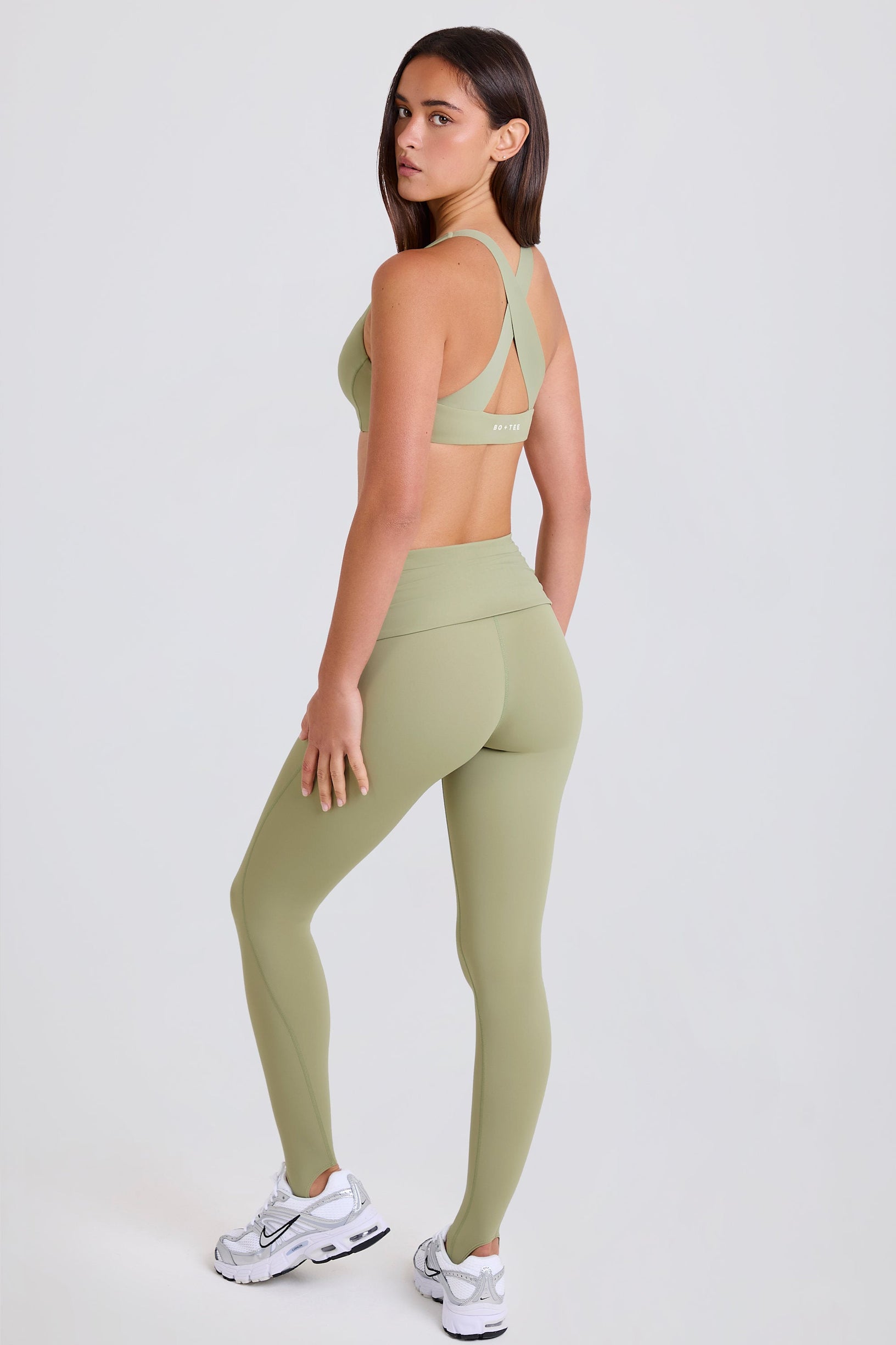 Foldover Mid-Rise Stirrup Leggings in Matcha - 2