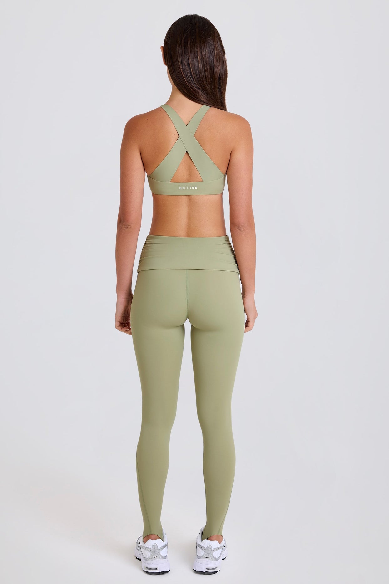 Foldover Mid-Rise Stirrup Leggings in Matcha - 5
