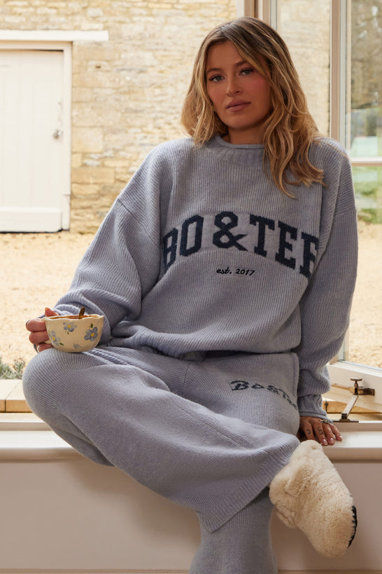 Oversized Knit Jumper in Soft Blue