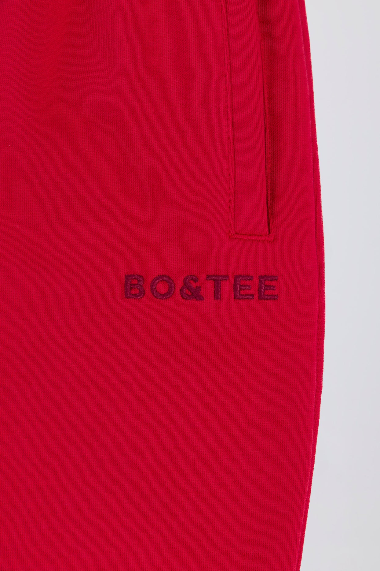 Soft Cotton Jersey Mid-Rise Wide-Leg Joggers in Hot Red - 4
