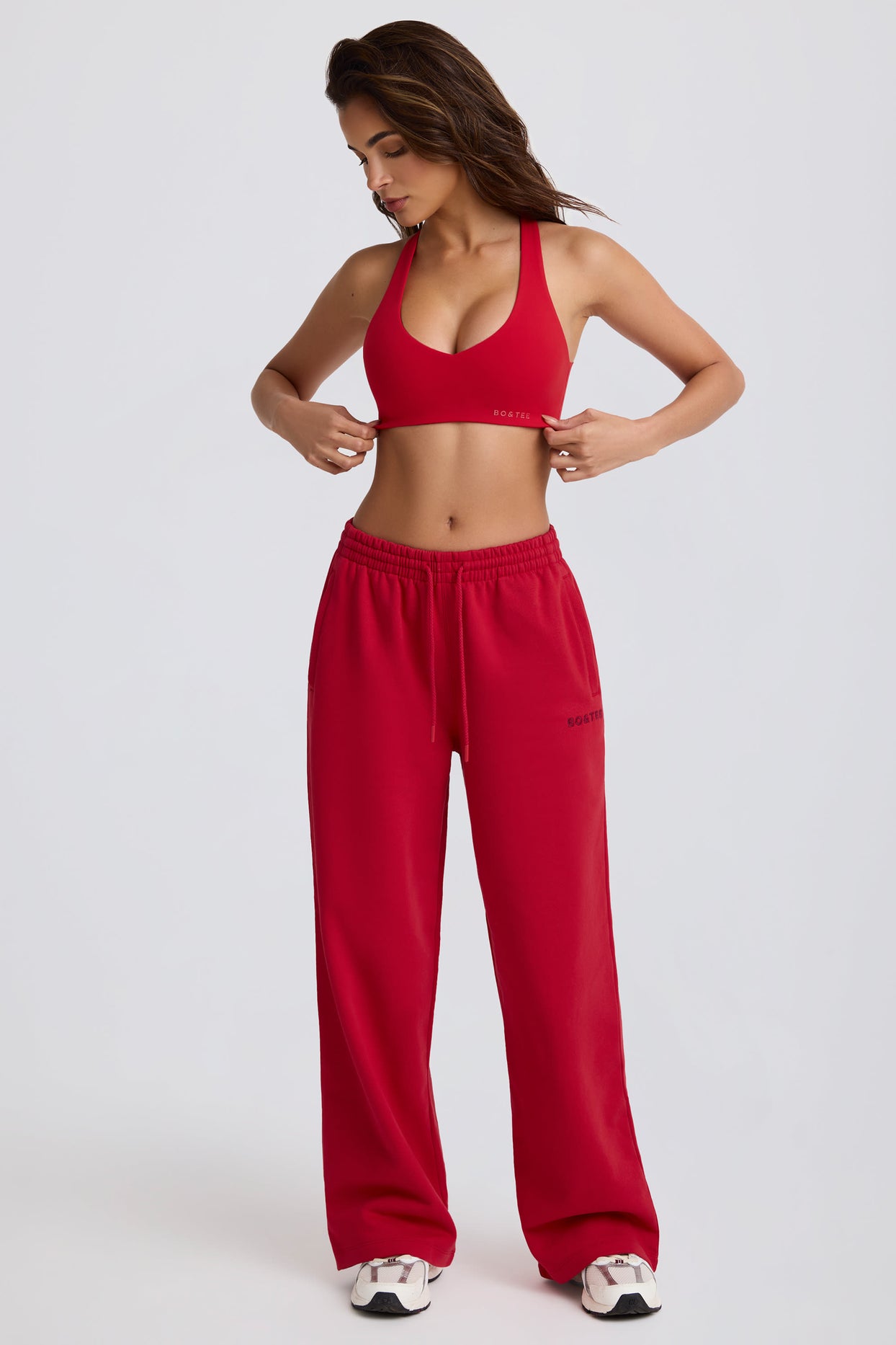Soft Cotton Jersey Mid-Rise Wide-Leg Joggers in Hot Red - 9