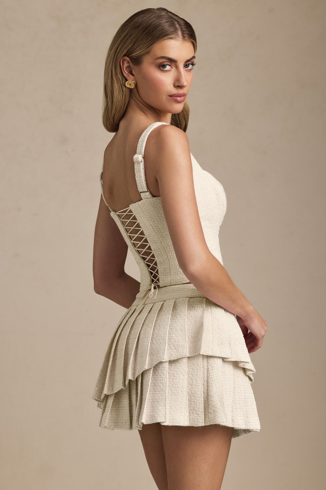 Layered Pleated Low-Rise Mini Skirt in Ivory - 5