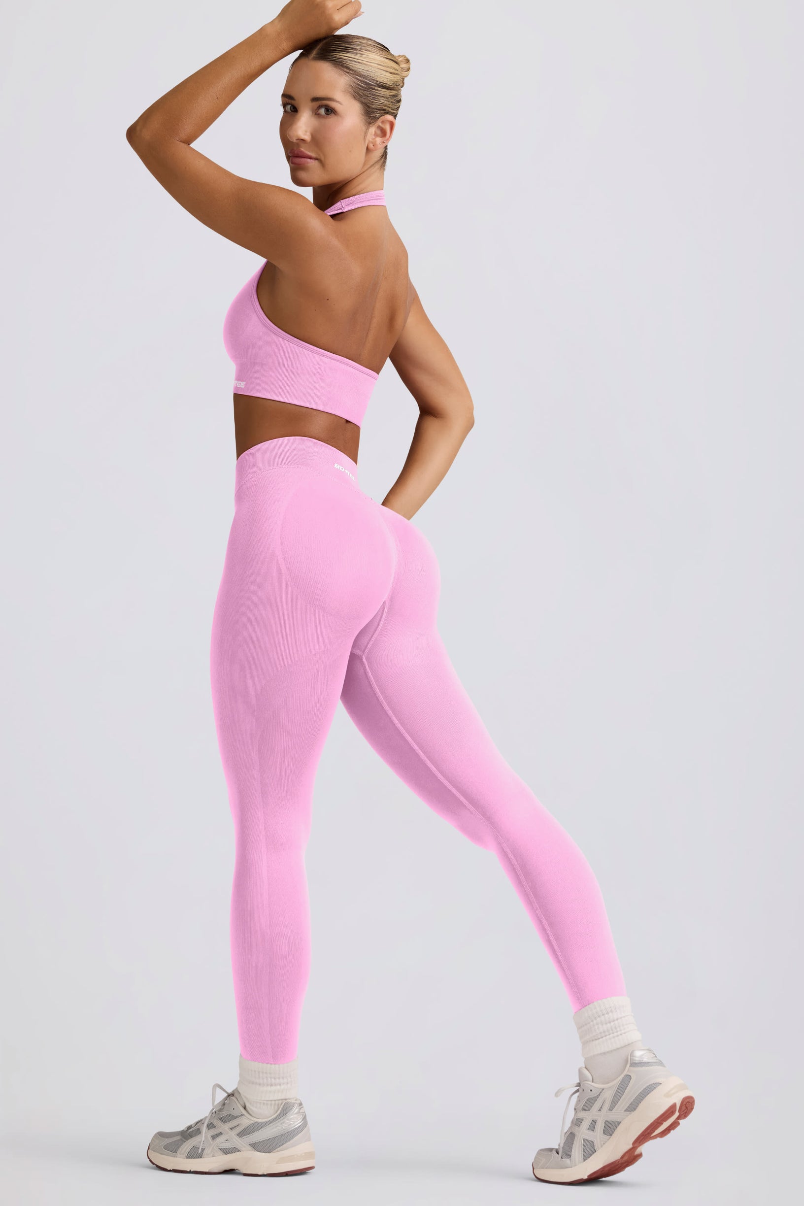 Define Luxe High-Waist Leggings in Bubblegum Pink - 1