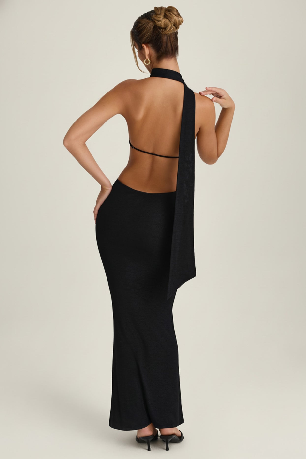 Scarf-Detail Cut-Out Halterneck Maxi Dress in Black - 2