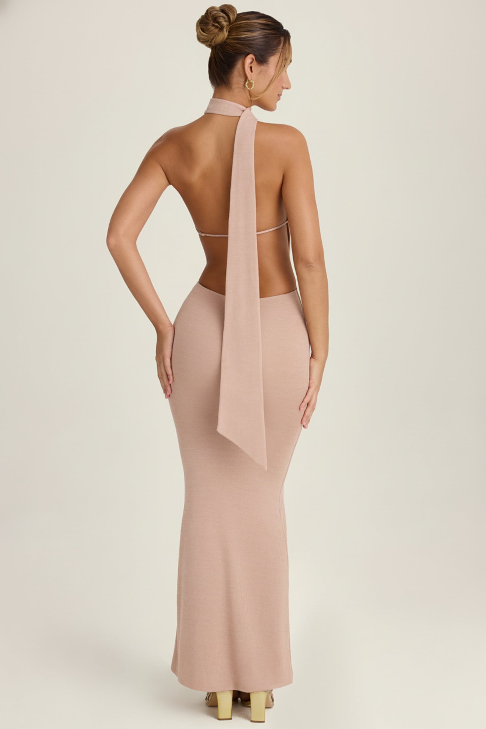 Scarf-Detail Cut-Out Halterneck Maxi Dress in Warm Peach - 2