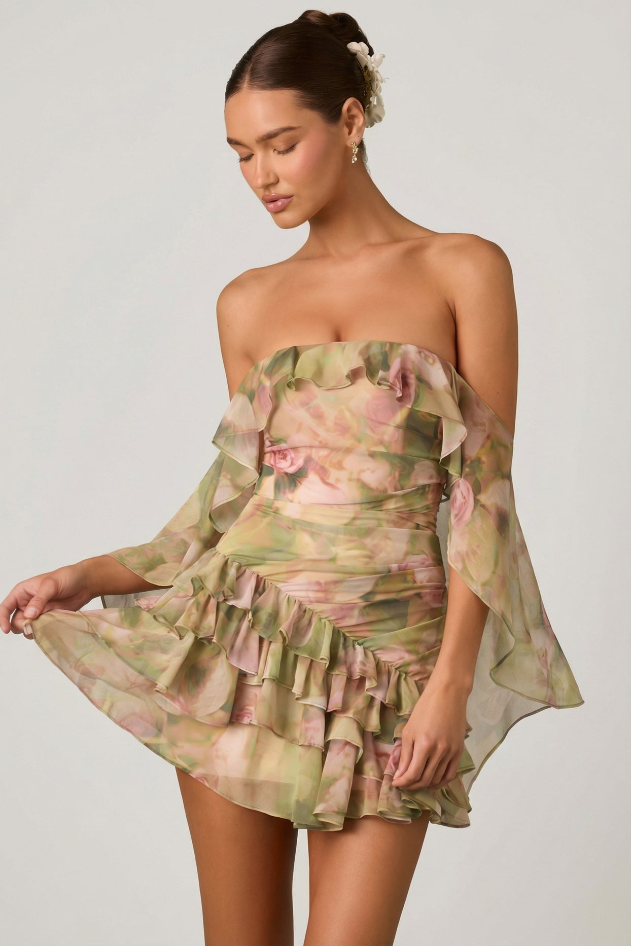 Off-Shoulder Ruffled Mini Dress in Floral Multi Print - 6