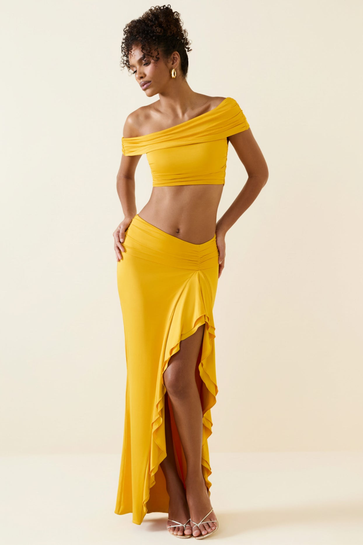 Asymmetric Ruffled Low-Rise Maxi Skirt in Golden Yellow - 6