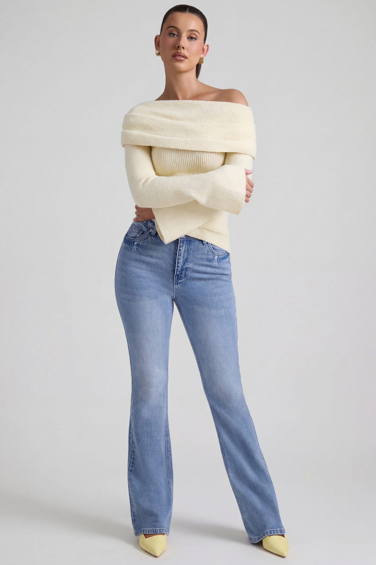 High-Rise Flared Jeans in Vintage Wash - 1