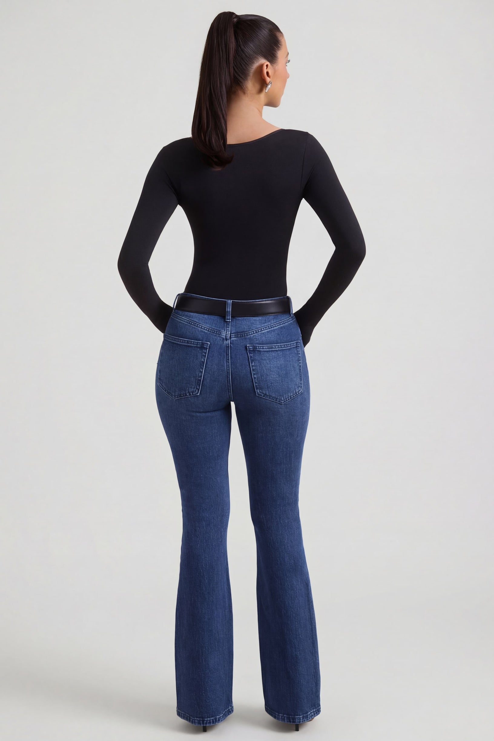 High-Rise Flared Jeans in Indigo Wash - 2