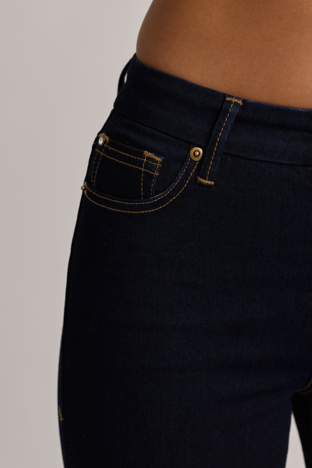 High-Rise Cropped Skinny Jeans in Dark Wash