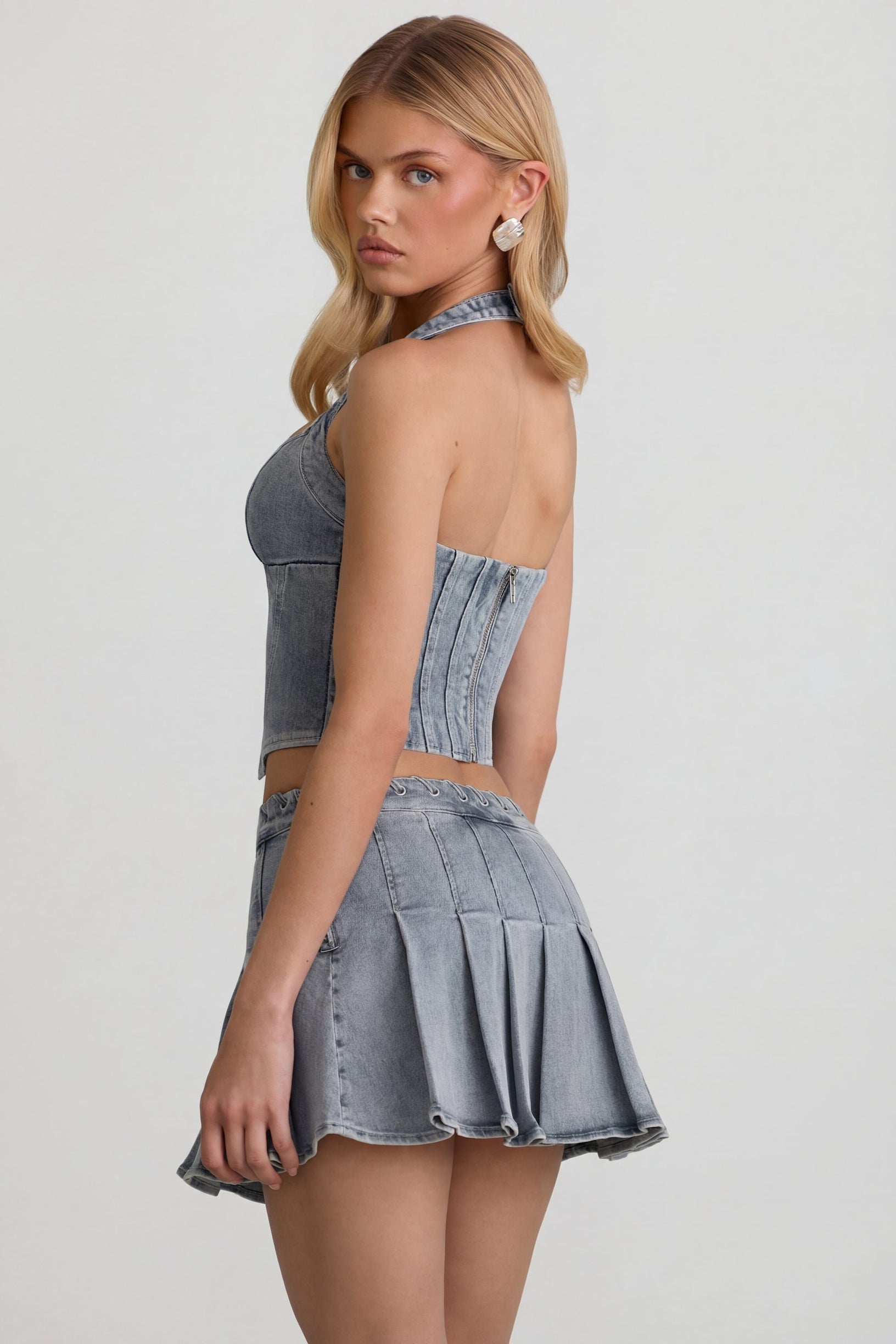 Low-Rise Pleated Mini Skirt in Light Blue - 2