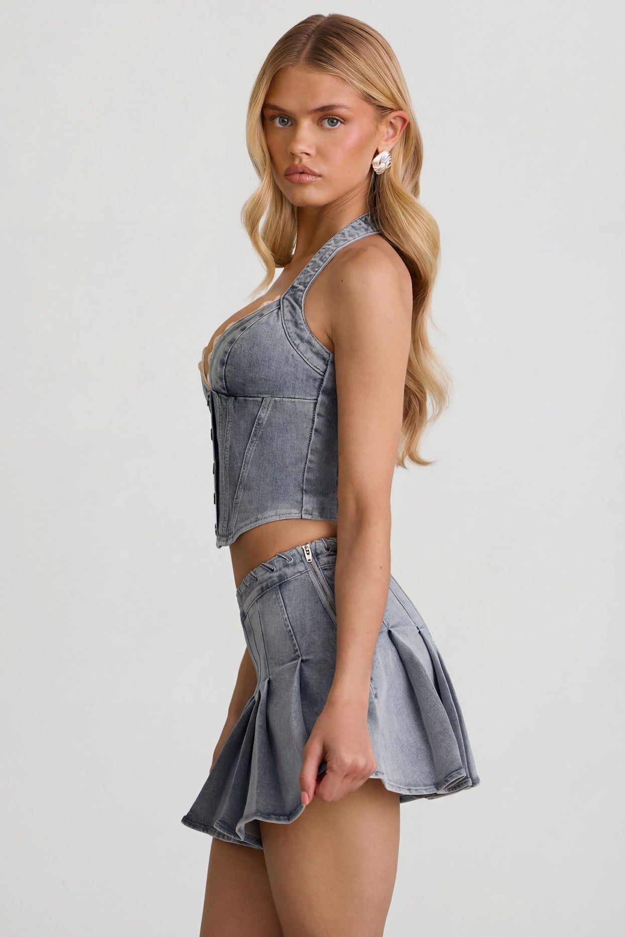 Low-Rise Pleated Mini Skirt in Light Blue - 8