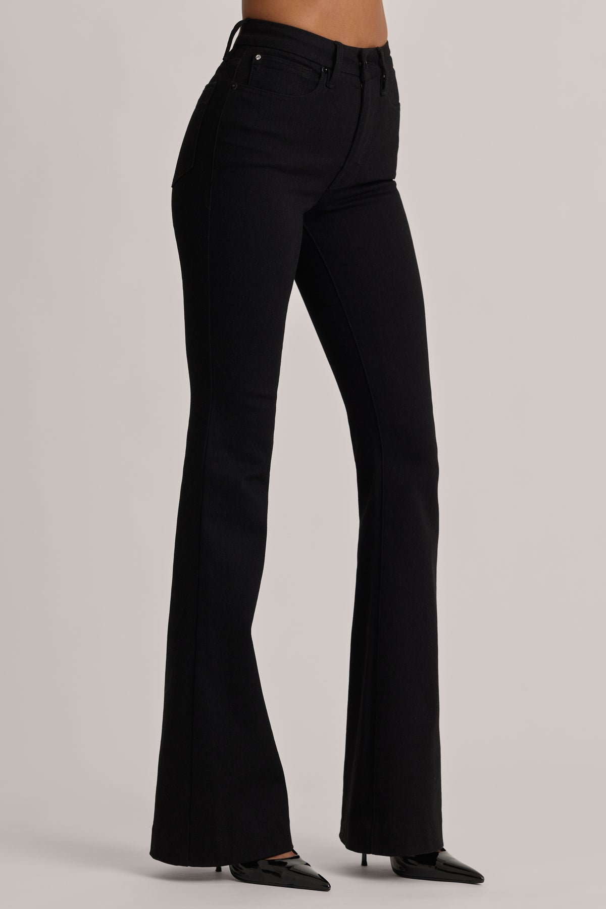 High-Rise Flared Jeans in Black Wash