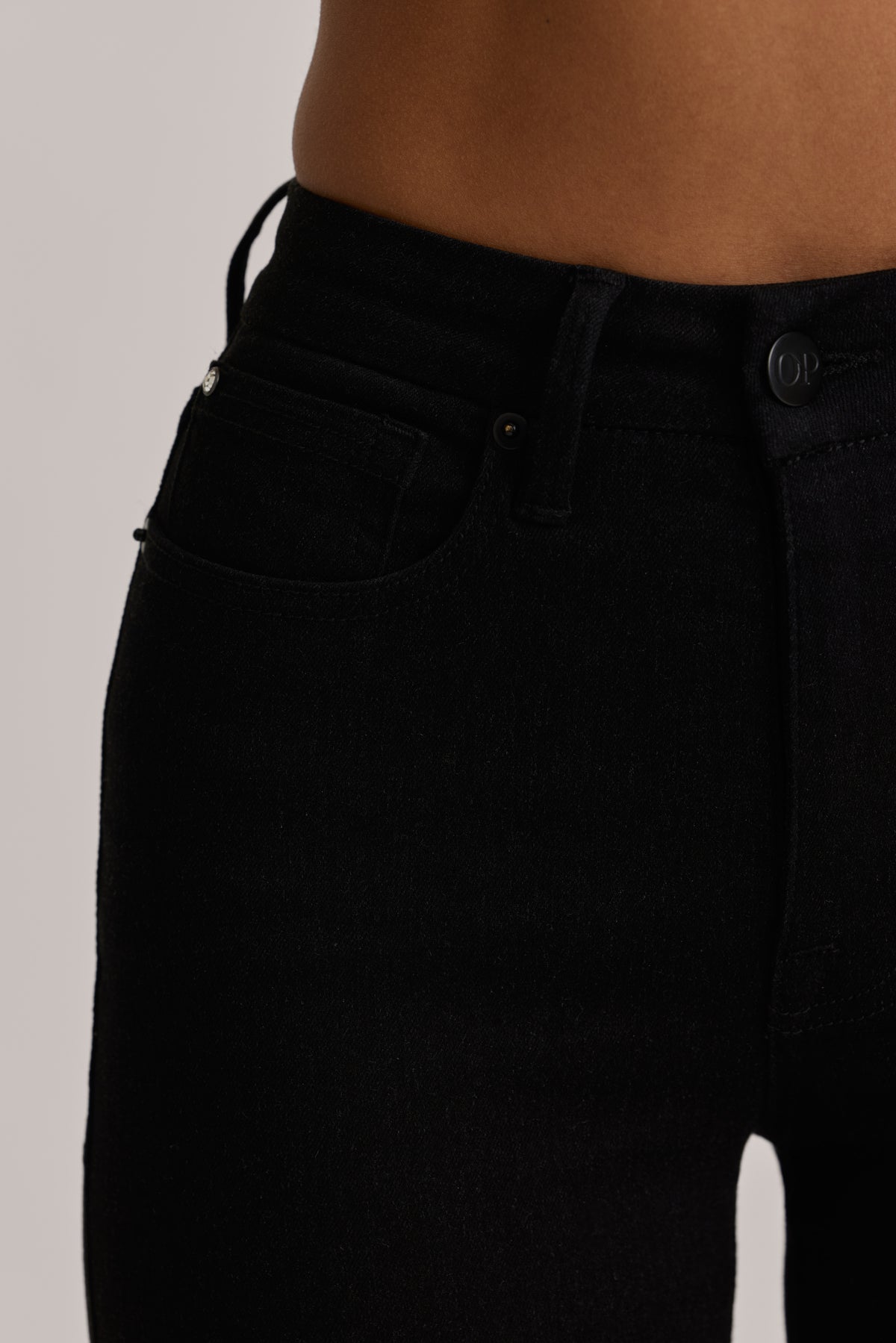 High-Rise Flared Jeans in Black Wash