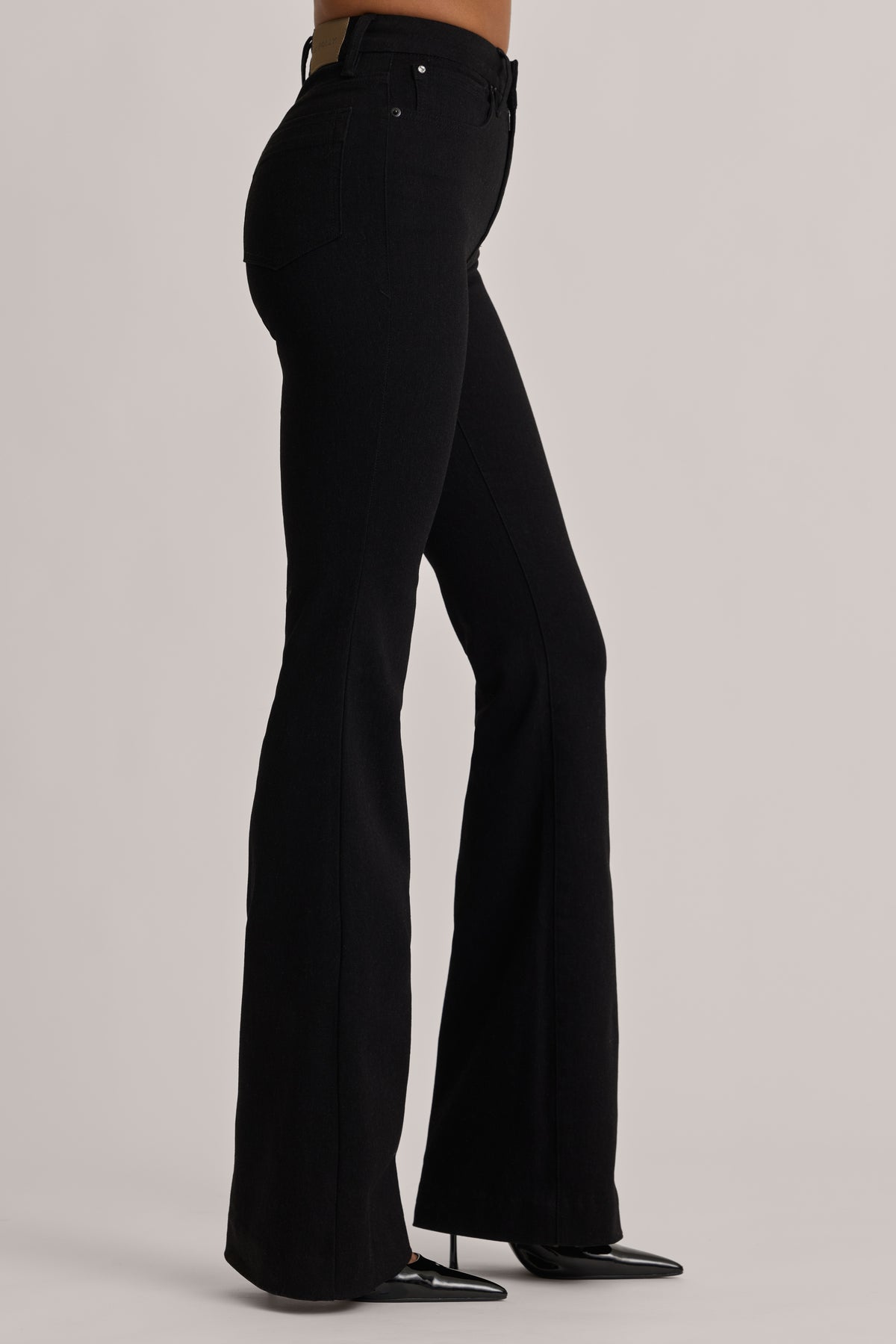 High-Rise Flared Jeans in Black Wash
