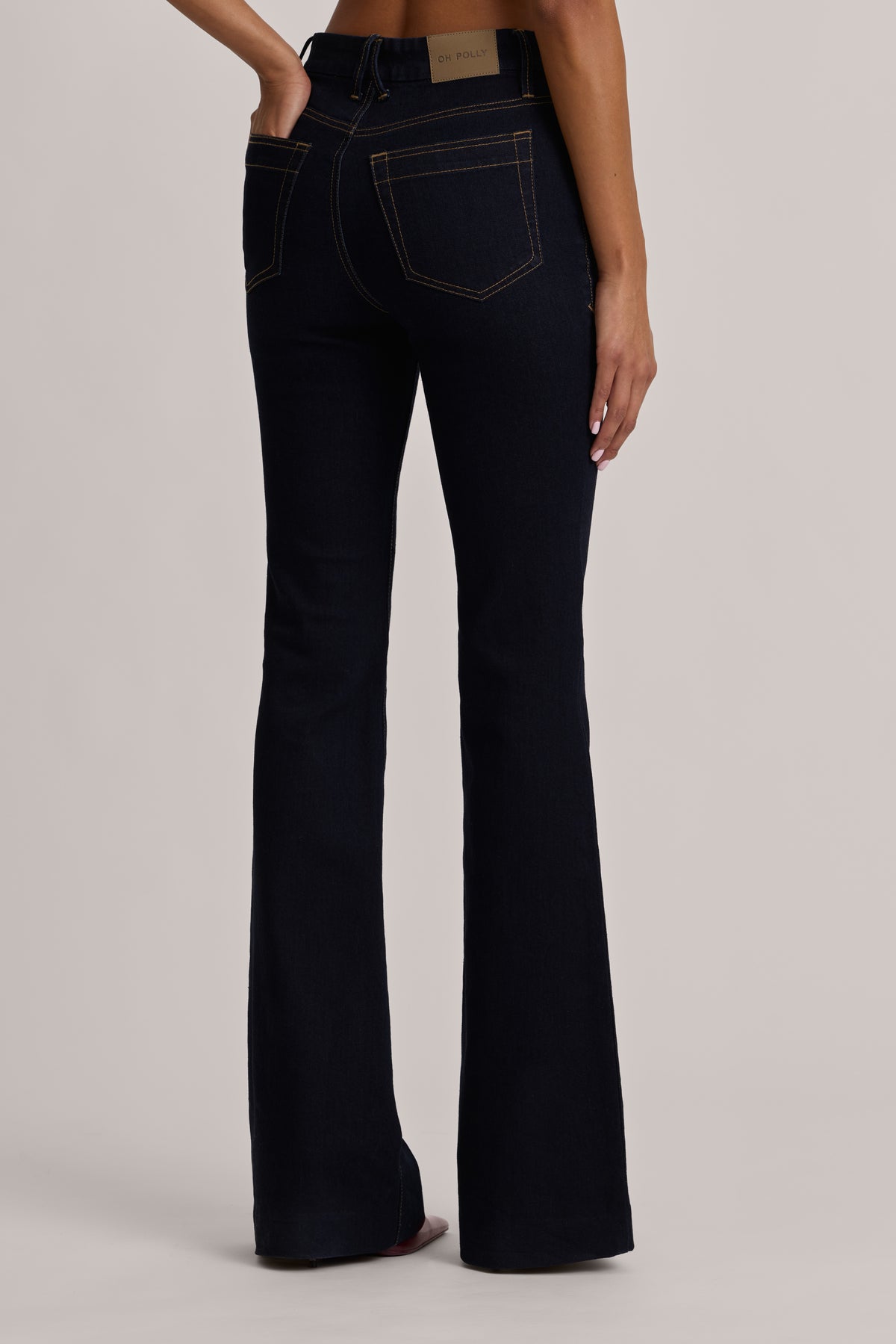 High-Rise Flared Jeans in Dark Wash