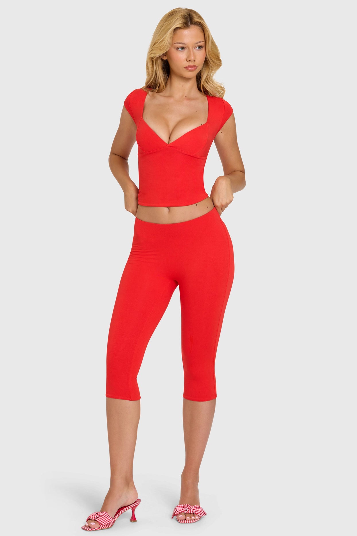 Modal Capri Leggings in Cherry - 5