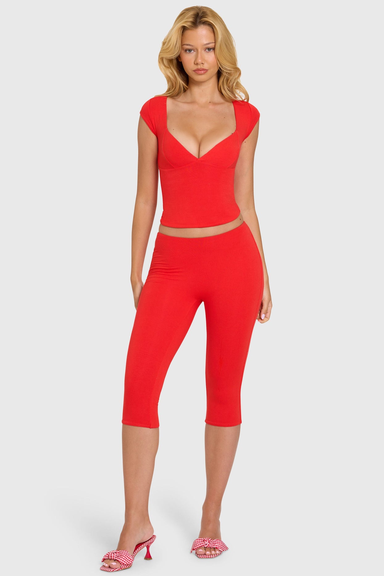 Modal Capri Leggings in Cherry - 8