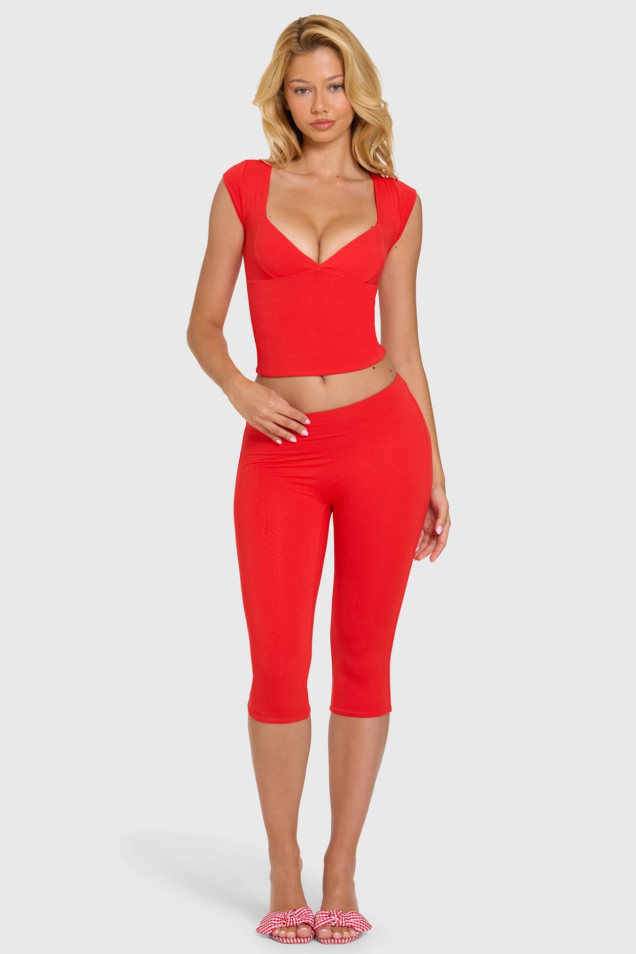Modal Capri Leggings in Cherry - 9