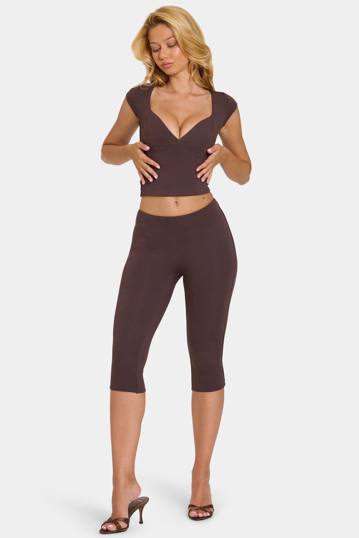 Modal Capri Leggings in Chocolate - 7