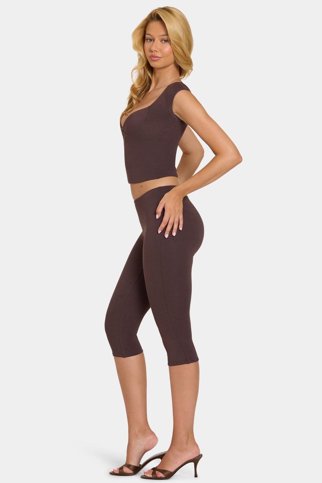 Modal Capri Leggings in Chocolate - 4