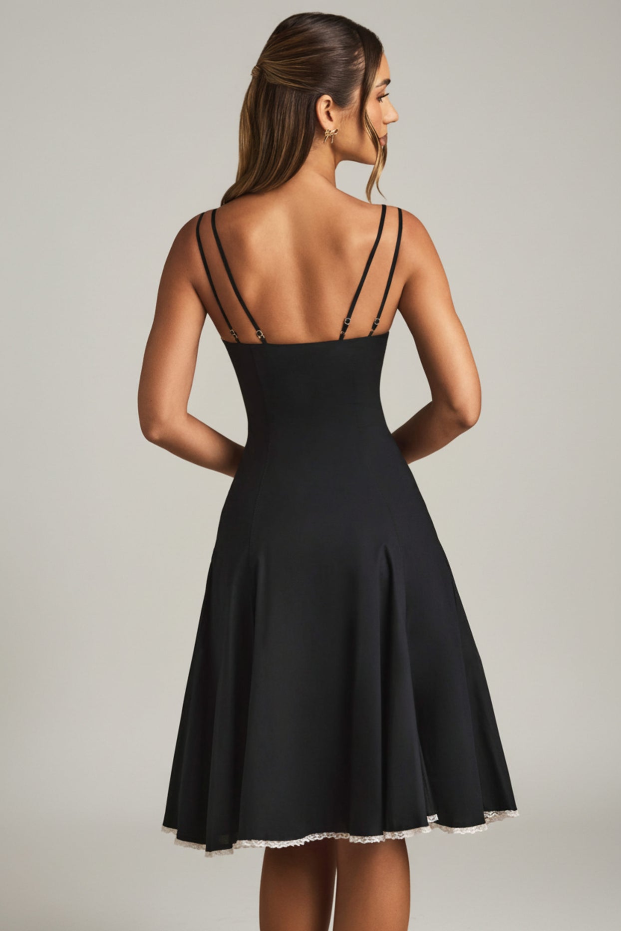 Bow-Detail A-Line Midi Dress in Black - 2