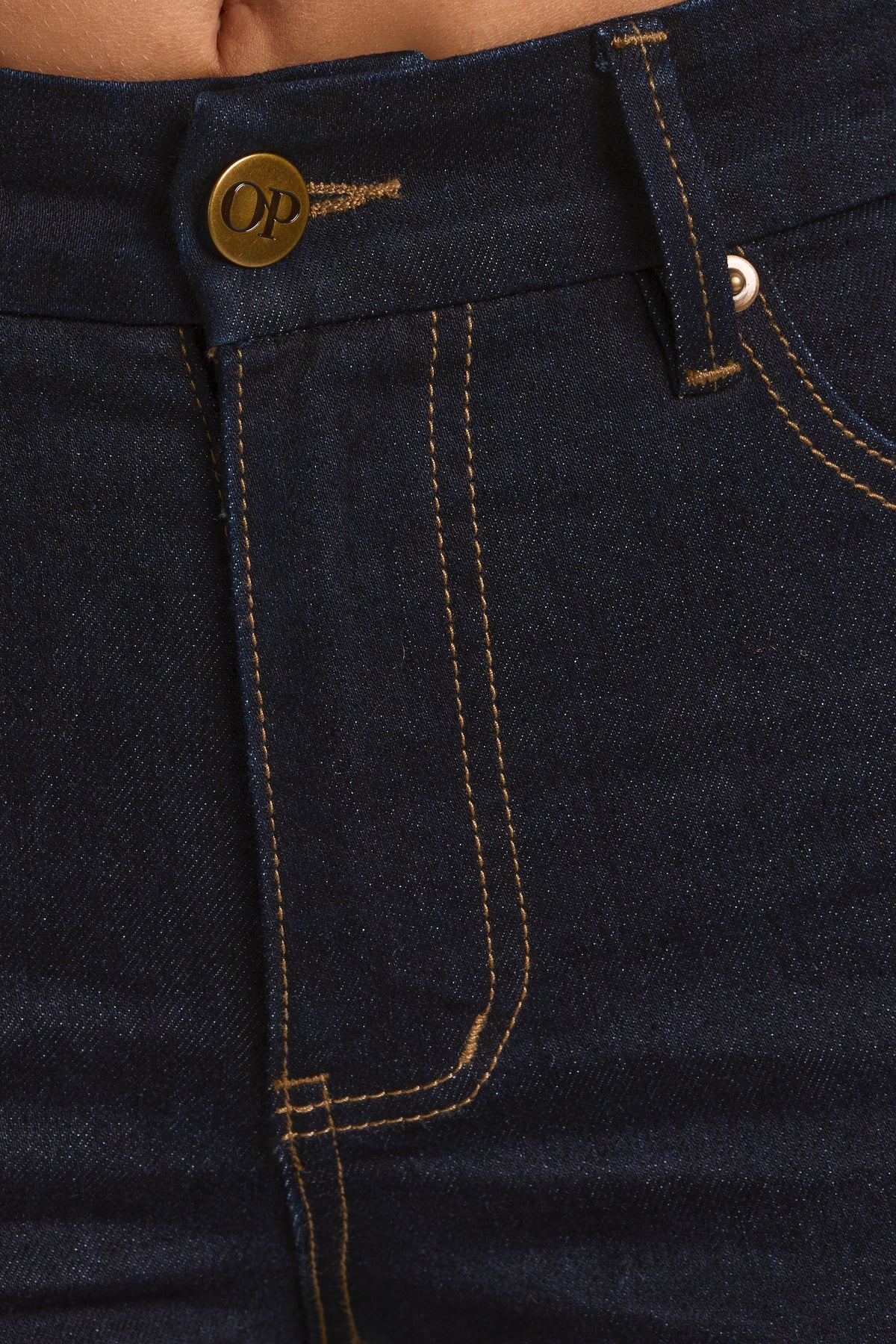 High-Rise Bootcut Jeans in Dark Wash